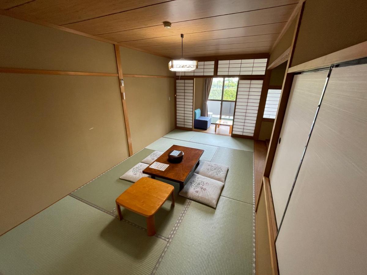 Hotel Isodokei Shirahama Zewnętrze zdjęcie